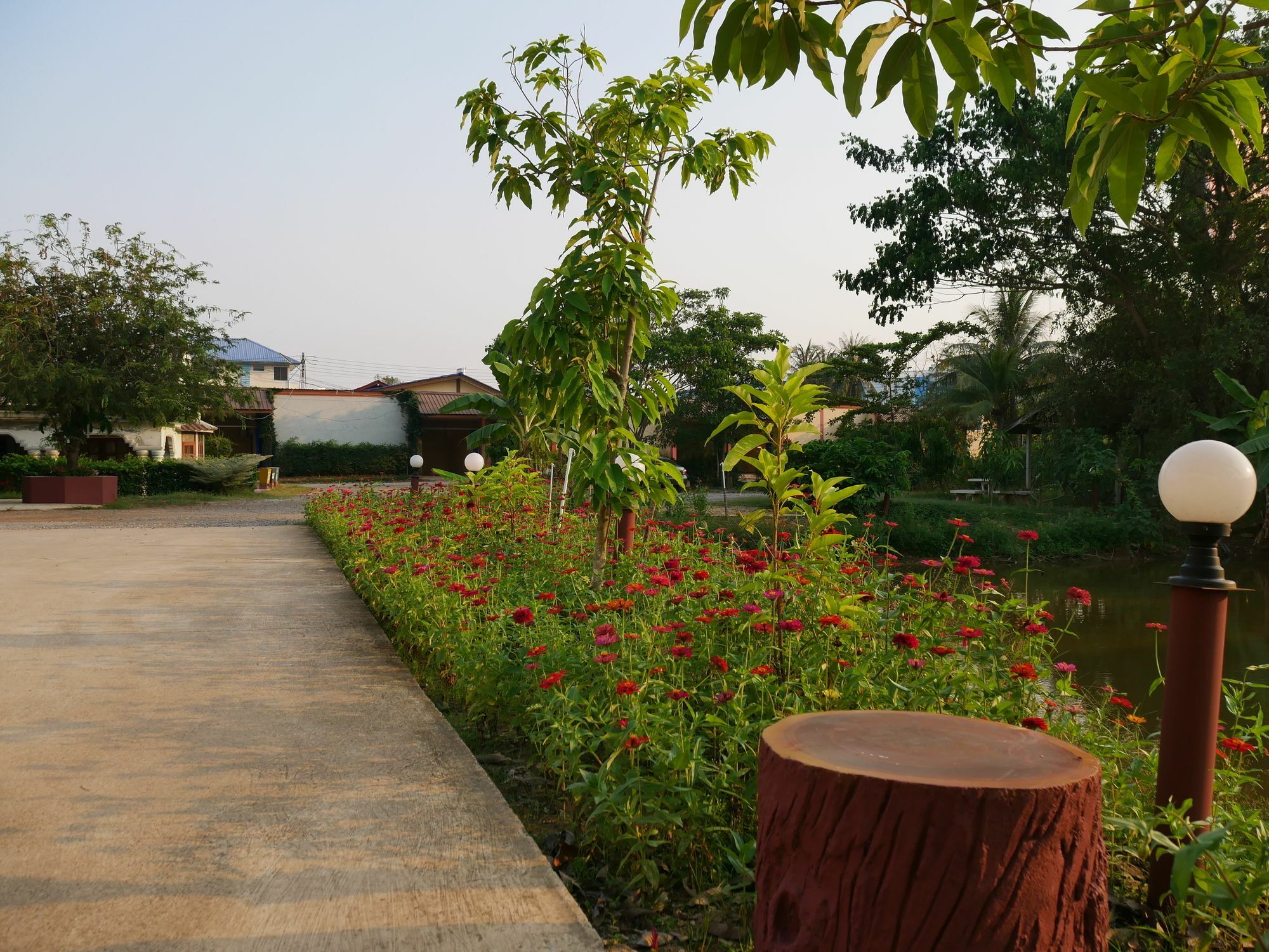 Jumpa Resort Hotel Phitsanulok Buitenkant foto