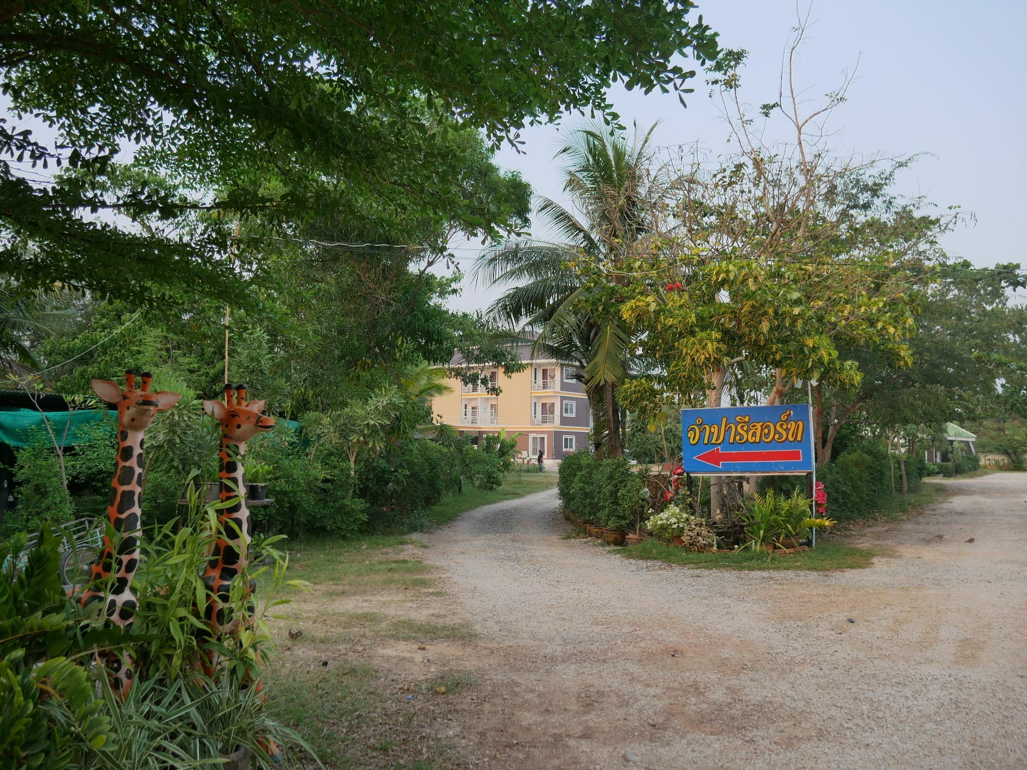 Jumpa Resort Hotel Phitsanulok Buitenkant foto