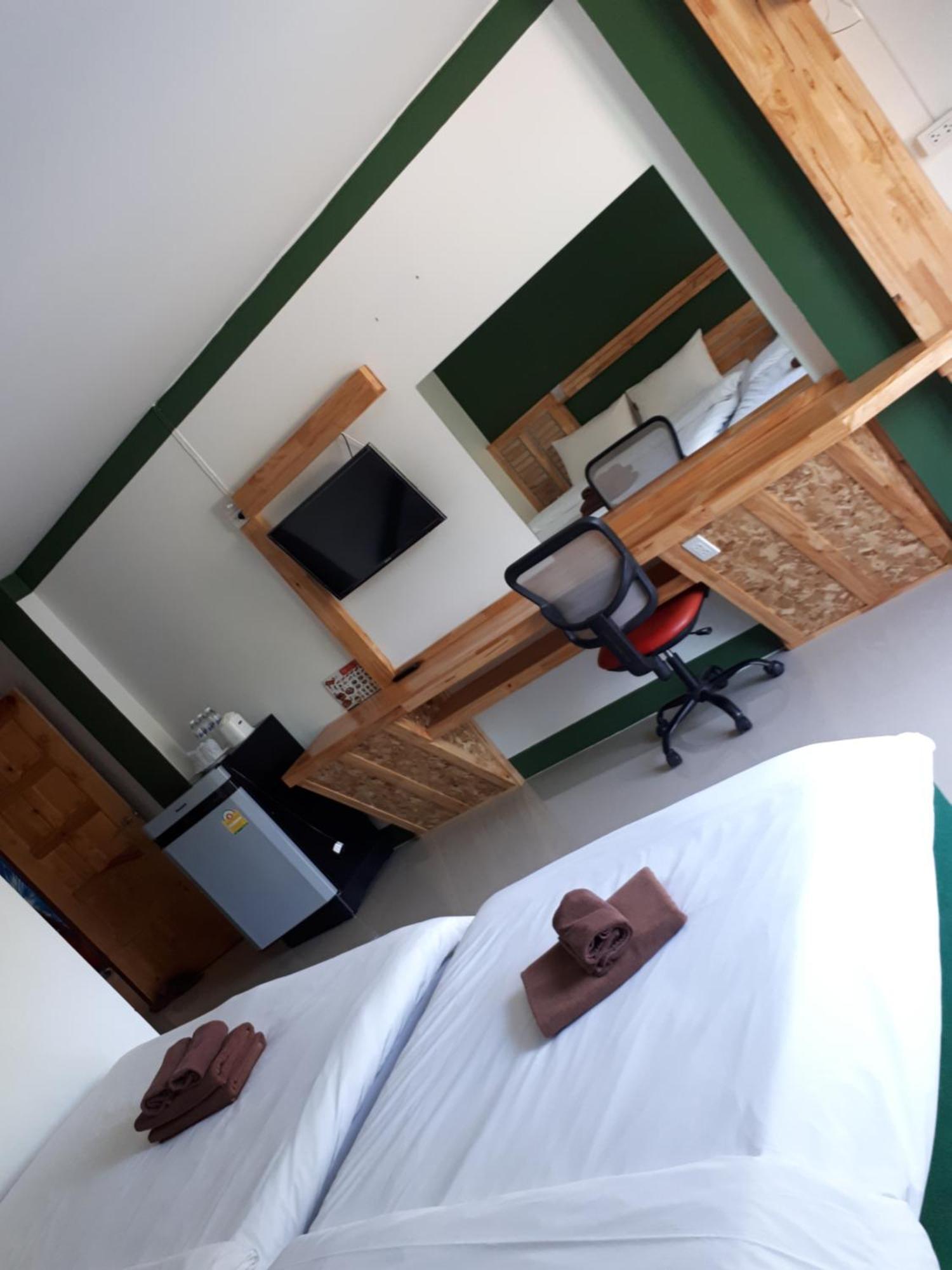 Jumpa Resort Hotel Phitsanulok Buitenkant foto